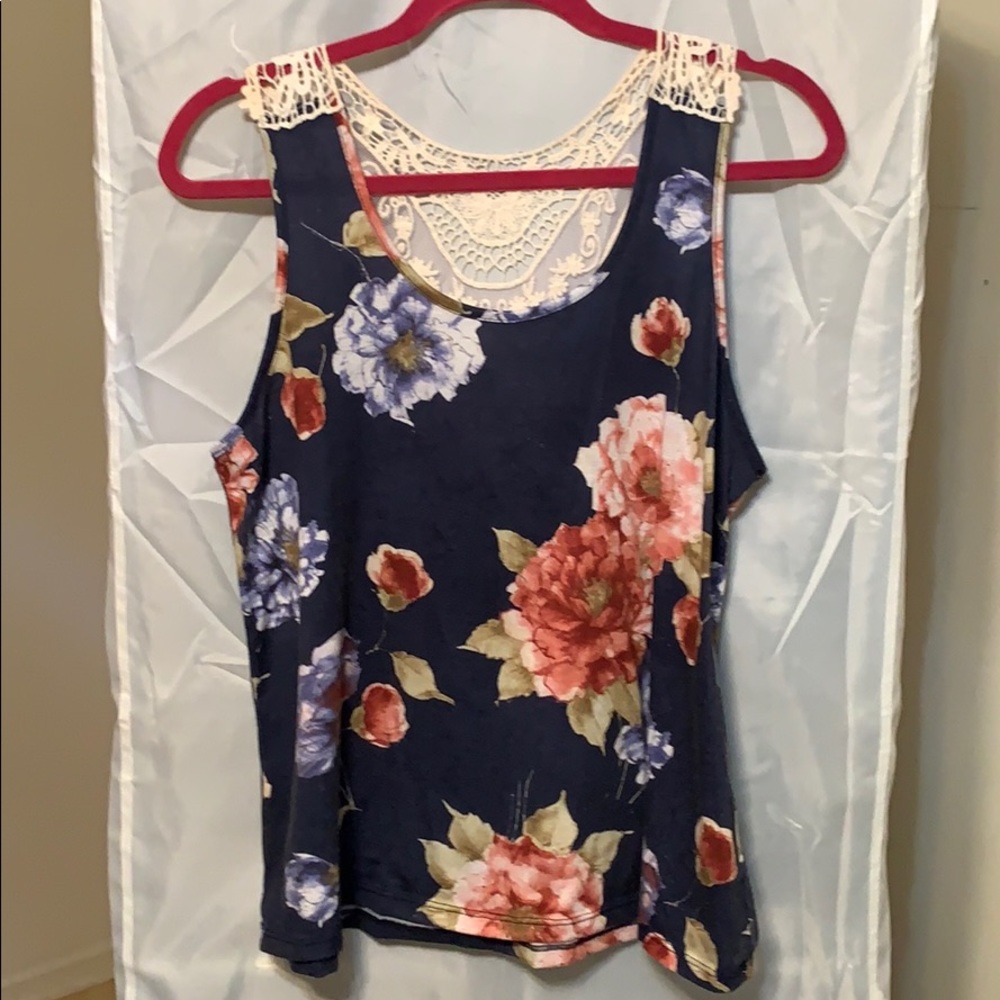 Forever 21 floral top